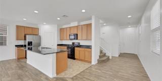 935 SPIRACLE Avenue Gallery 2