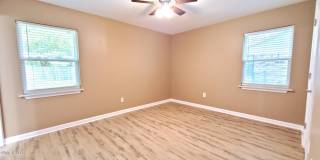 230 Saratoga Drive Gallery 8