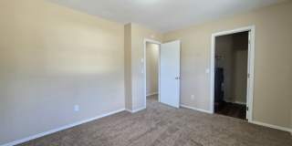 1134 Bryn Mawr Avenue Gallery 18