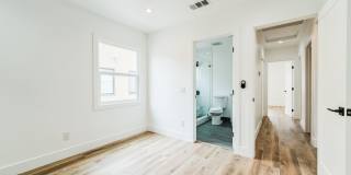 7020 Schroll Gallery 17