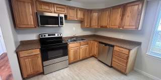 Beautiful 3 Bed, 2 Bath House Near Manito Park on South Hill! Beautiful 3 Bed, 2 Bath House Near Manito Park on South Hill! Gallery 6