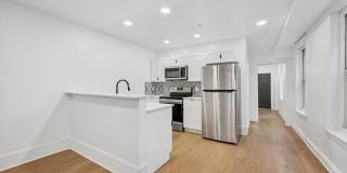 1637 W GIRARD Avenue Gallery 12