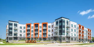 Union Berkley Riverfront Gallery 22