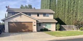 Beautiful 4 Bedroom Gallery 1