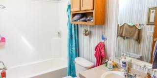 Awesome 3 bedroom 2 bathroom home located in OGDEN KS! Gallery 13