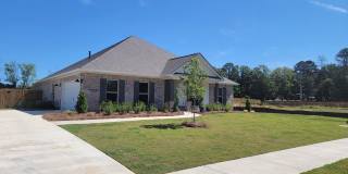 106 Horseshoe Boulevard Gallery 3