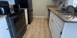 2266 Huntington Drive - HUnit H Gallery 32
