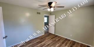 Nice Updated 2 Bed 1.5 Bath Duplex in Basehor-Available NOW!! Gallery 19