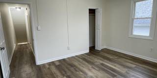 1064 Lincoln Street Gallery 16
