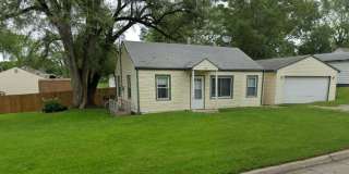 1 bedroom rental home with 2 car garage! 1 bedroom rental home with 2 car garage! Gallery 17