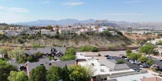 31 STRATFORD HALL Circle Gallery 60