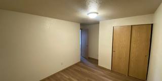 2 bedroom unit with balcony! Gallery 5
