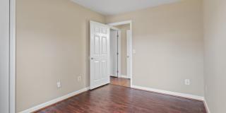 8058 LISLE Drive Gallery 17