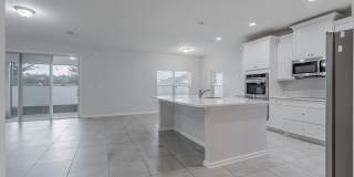 1492 AUTUMN PINES Drive Gallery 9