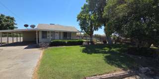 Peaceful 2 bedroom home Gallery 1