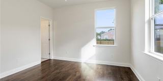 1826 EAGLE Street Gallery 9