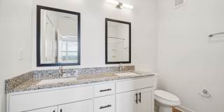 Colina Hillside Gallery 69
