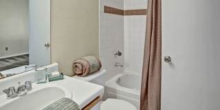 Breckenridge Apartment Homes Gallery 11