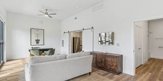 Heritage McKinney Square Gallery 14