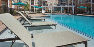 Woodmont Metro at Metuchen Station Gallery 18