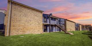 Bella Vista Gallery 24