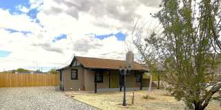 Newly Renovated 2 Bedroom 1 Bathroom Home Gallery 1