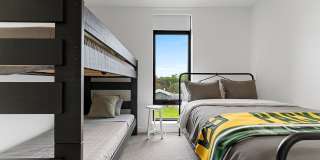 Luxury 3 Story Condo in Exclusive Titletown District Gallery 54