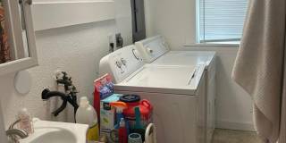 PRELEASE: Spacious 6+ bdrm/2 bath in York Neighborhood Gallery 28