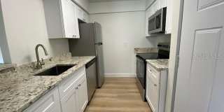 542 PLAZA SEVILLE Court Gallery 6