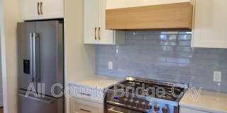 3 Martin Row Gallery 10