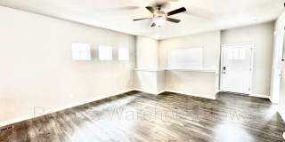 2310 SW Plaza Pkwy Gallery 6