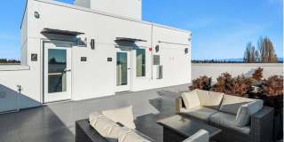 Fifty-Two Apartments - Student Housing Gallery 26
