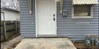 1708 SW Washburn Ave Gallery 1