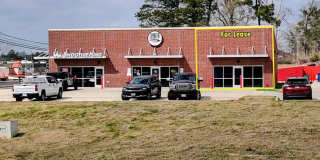 2212 Crockett Road Gallery 1