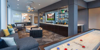 640 North Wells Gallery 32