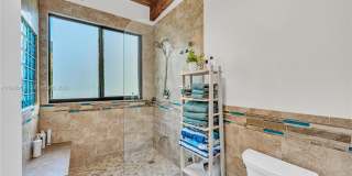 7018 SW 53rd Ln Gallery 27