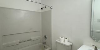 Charming 3 Bed 2 Bath Home with Fenced Yard Gallery 23