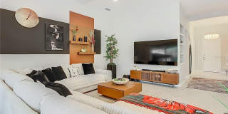 790 CARMEL LANE Gallery 5