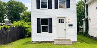 Welcome to 718 Rice Street Gallery 1