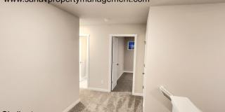 Modern 4BR Home Near Great Western Bike Trail | West Des Moines Gallery 13