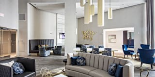 Avalon Great Neck Gallery 19