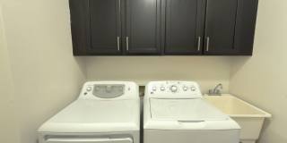 Beautiful Ranch 2 bed/2 bath Condominium Gallery 15