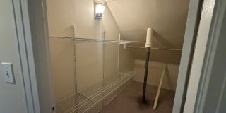 786 Farmington Avenue Gallery 6