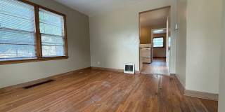 Great 2+ Bedroom Single Family Home off West 7th in St Paul Gallery 3