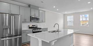 Gorgeous New Construction! Updated Kitchen, SS Appliances, Open Floorplan, Garage, Pet Friendly! Gallery 10