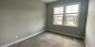 Room in 4 Bedroom Townhome at Philip's Square Gallery 37