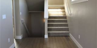 Chic artist-style lofts home with 3 bed 2.5 bath near Boise Greenbelt. Gallery 16