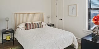 The Hamilton Gallery 12