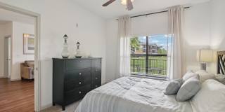 Crenshaw Grand Apartments Gallery 14