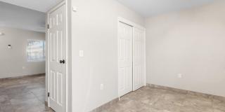 2 Bedroom 1 Bathroom -ALL Brand New Appliances! Gallery 13